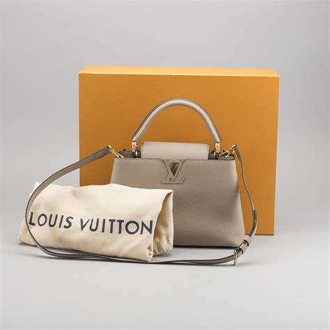 lv capucines size in cm|louis vuitton capucines price.